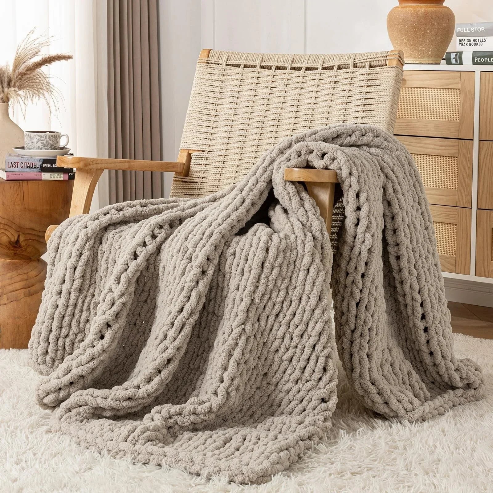 Chunky Knit Blanket Throw 50X60In Handmade Chenille Cable Knit for Couch